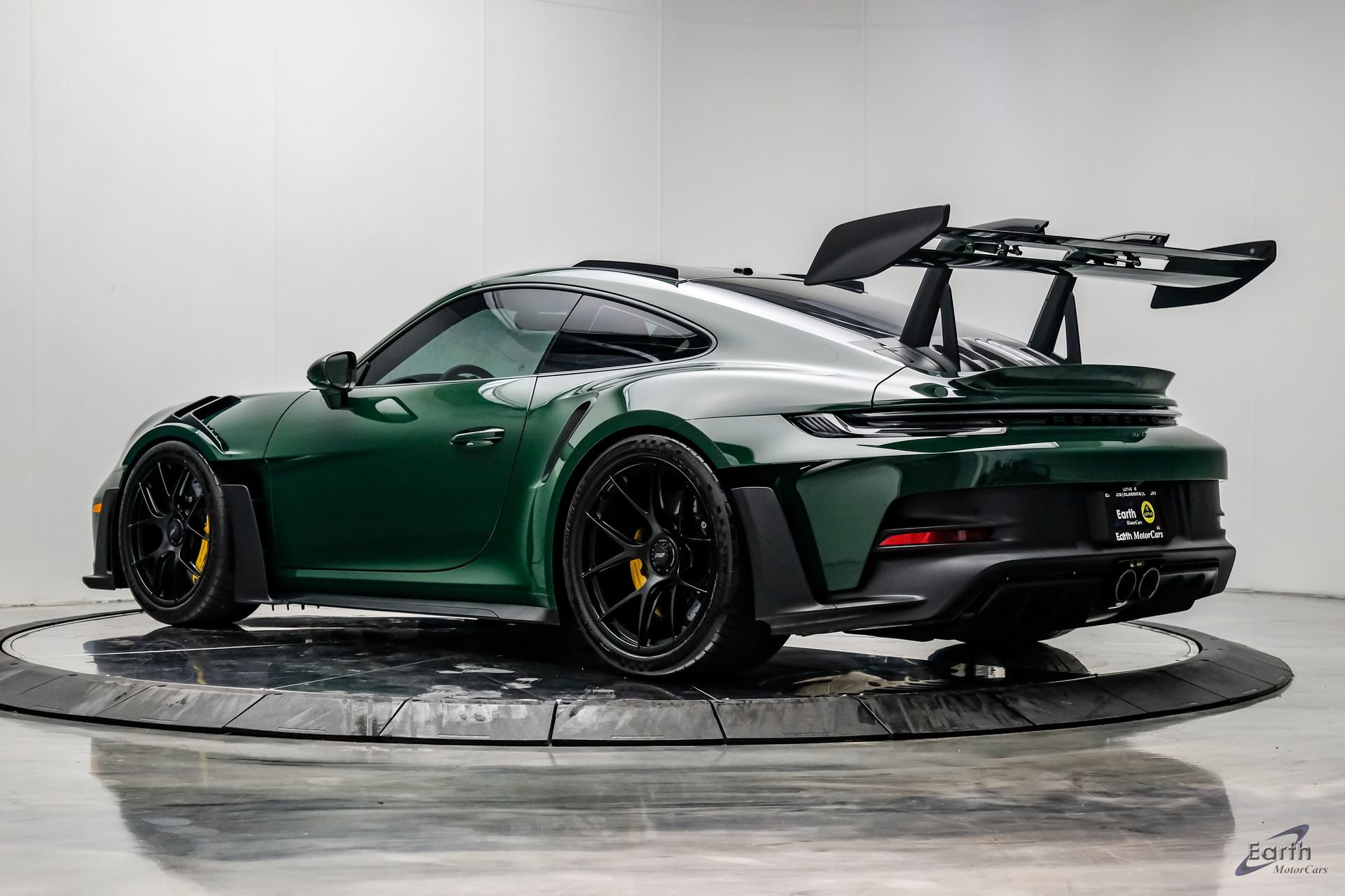 Used 2025 Porsche 911 GT3 RS RWD image 13