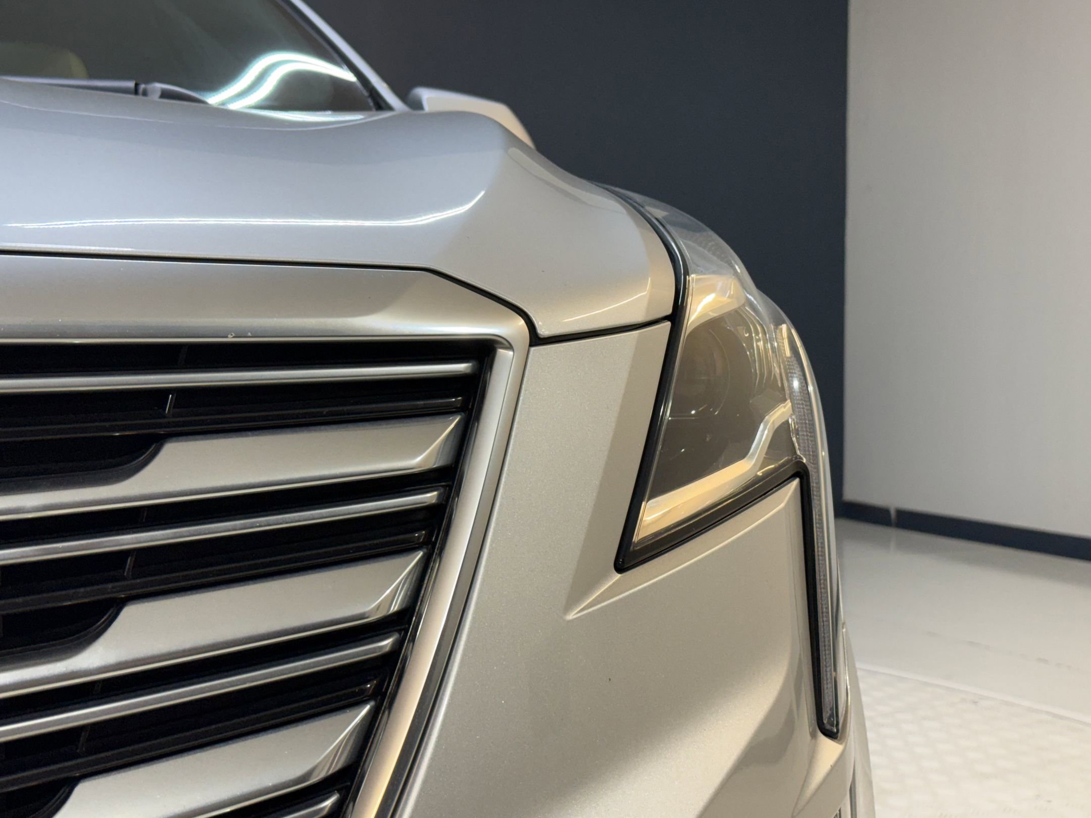 Used 2018 Cadillac XT5 Premium Luxury image 11