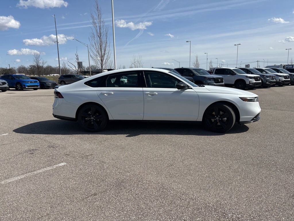 Used 2025 Honda Accord Sport image 13