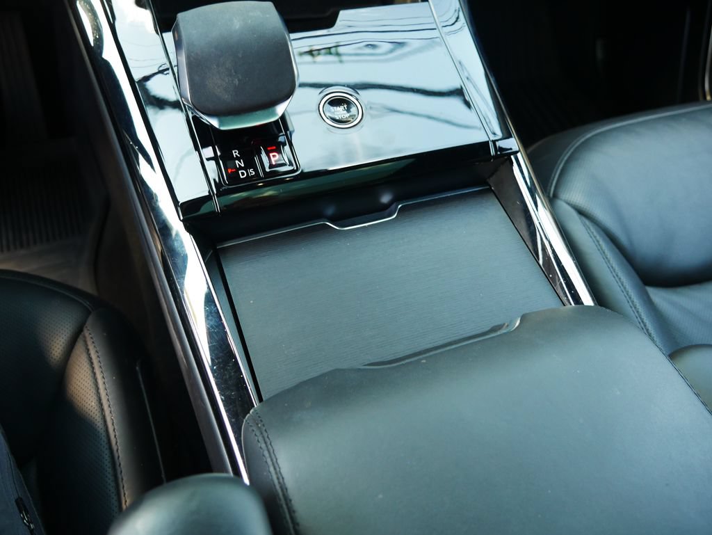 Used 2024 Land Rover Range Rover Sport SE AWD/4WD image 41