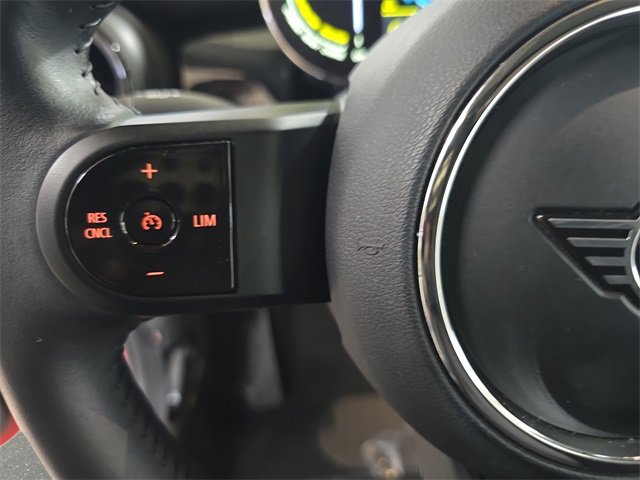 Used 2023 MINI Cooper SE image 17