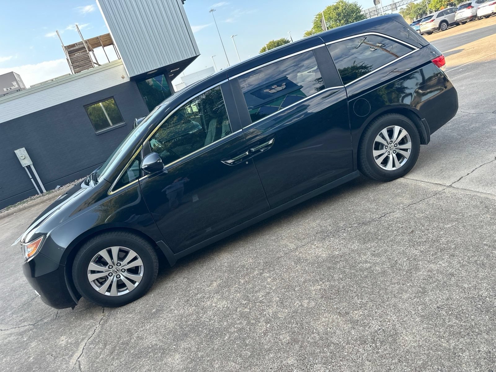 Used 2014 Honda Odyssey EX-L image 4