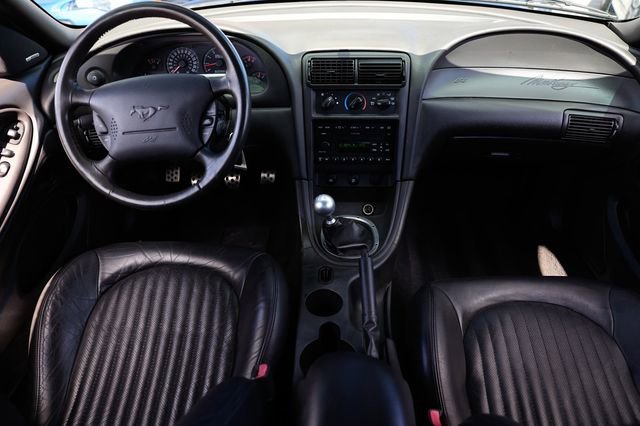 Used 2001 Ford Mustang GT image 2