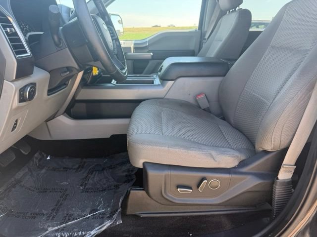Used 2016 Ford F150 XLT w/ Equipment Group 302A Luxury RWD image 17