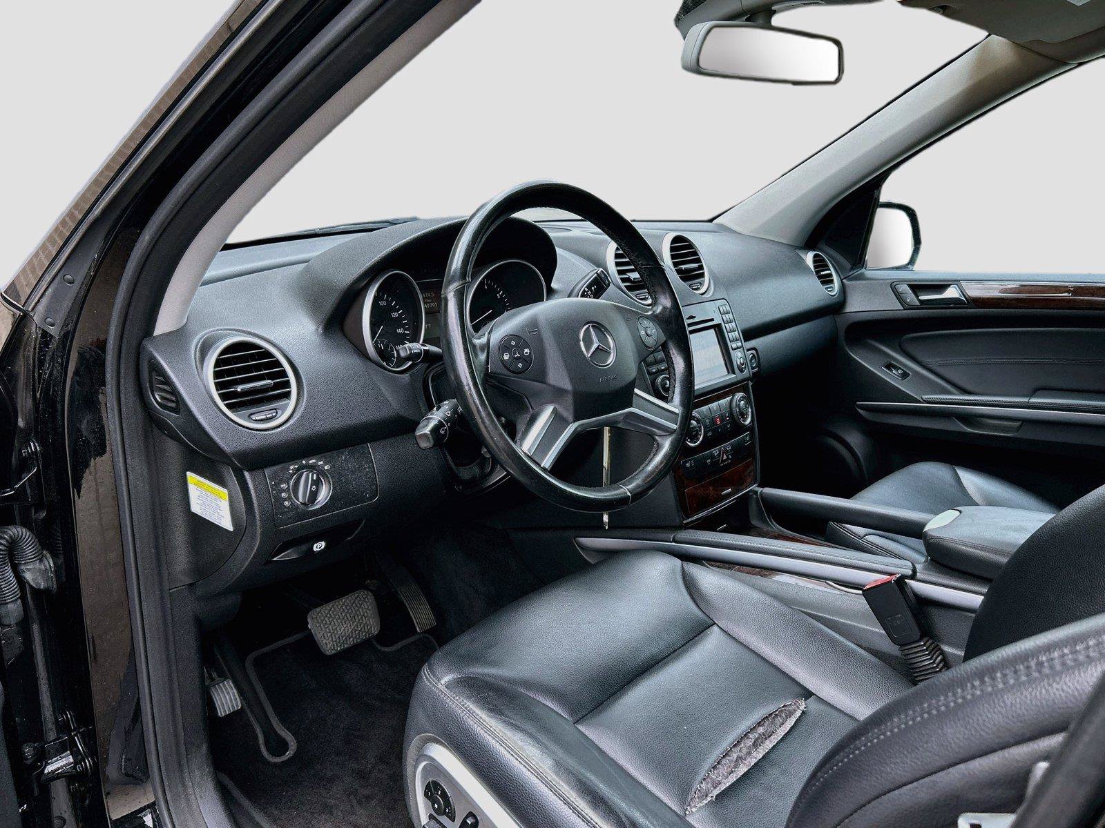 Used 2010 Mercedes-Benz ML 350 4MATIC image 27