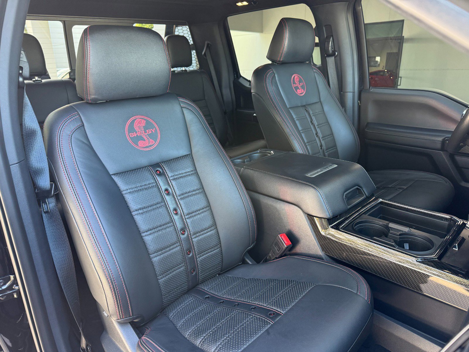 Used 2022 Ford F250 Lariat w/ Lariat Ultimate Package AWD/4WD image 38