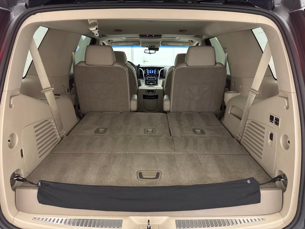 Used 2019 Cadillac Escalade Premium Luxury AWD/4WD image 8