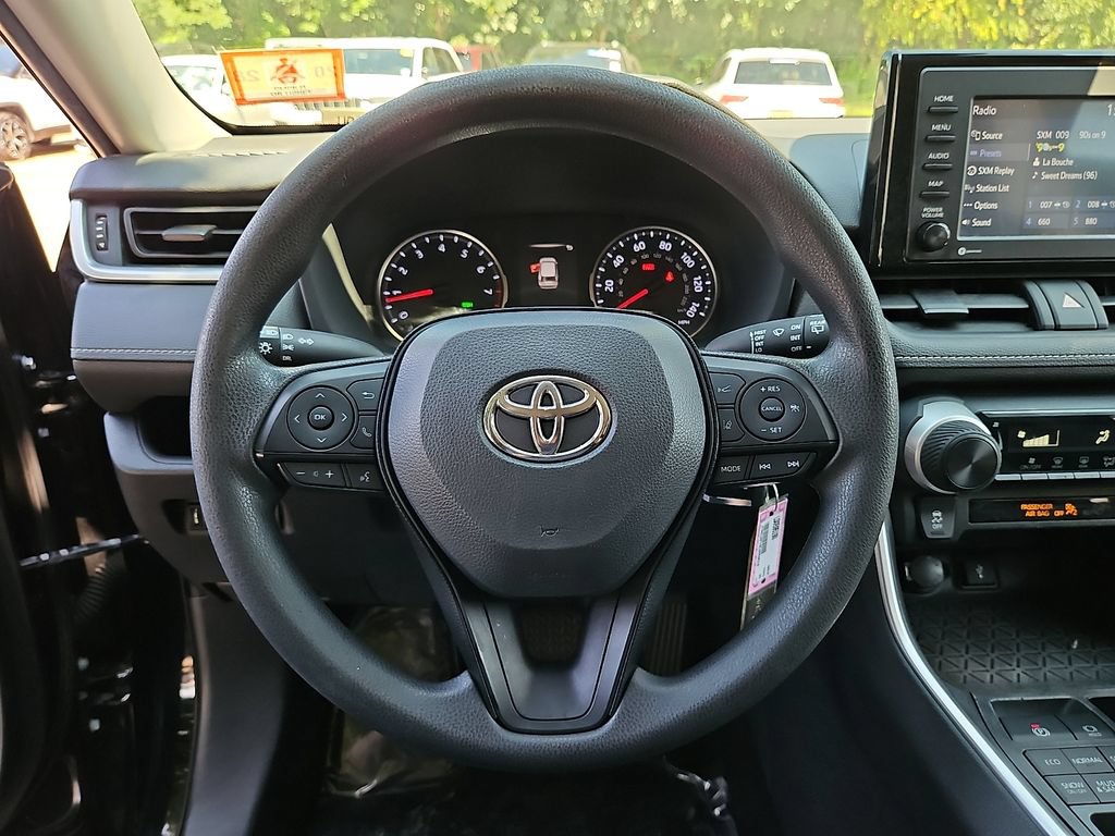 Used 2020 Toyota RAV4 LE w/ All Weather Liner Package AWD/4WD image 20