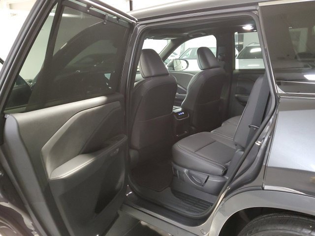 Used 2024 Lexus TX 350 AWD w/ Technology Package image 28