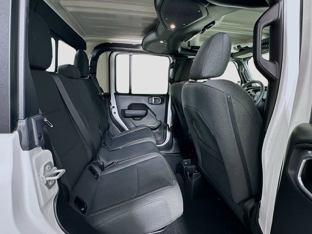 Used 2024 Jeep Gladiator Sport image 27