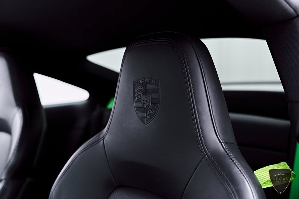 Used 2023 Porsche 911 Carrera RWD image 50