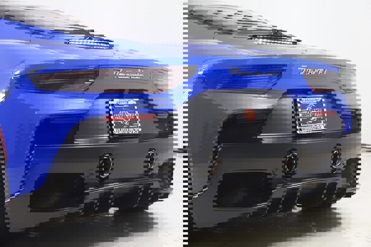 Used 2022 Maserati MC20 Coupe image 33