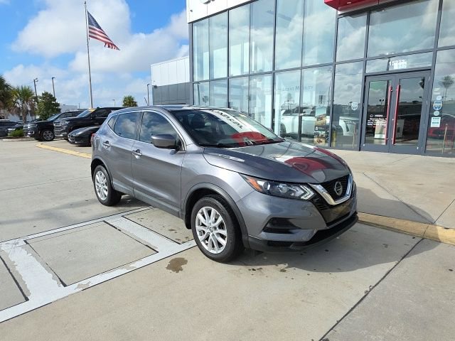 Used 2020 Nissan Rogue Sport S w/ Appearance Package image 2