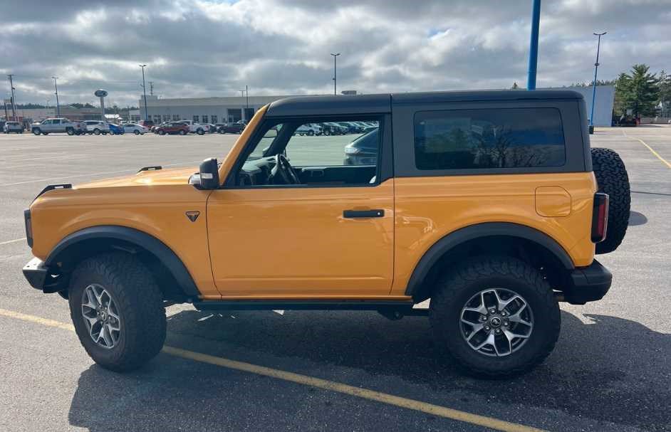 Used 2022 Ford Bronco Badlands image 7