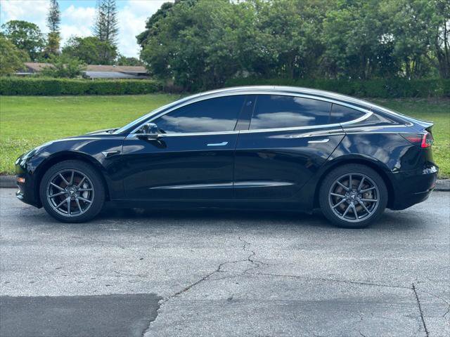 Used 2018 Tesla Model 3 Long Range image 4