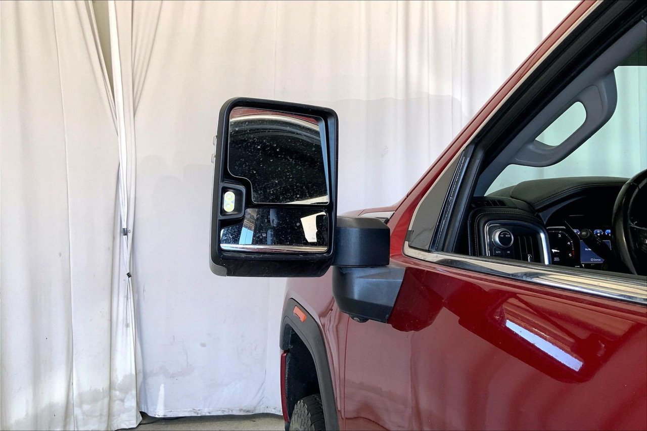 Used 2020 GMC Sierra 3500 Denali w/ Technology Package AWD/4WD image 10