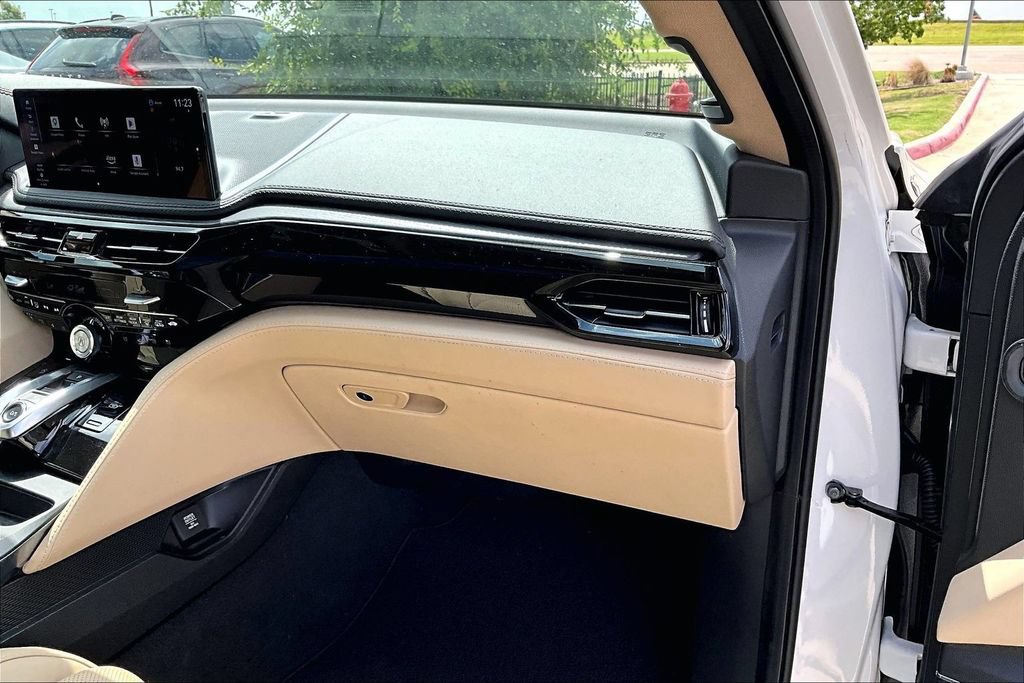 Certified 2025 Acura MDX SH-AWD w/ Advance Package image 20