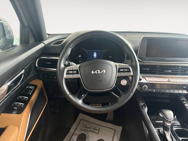 Certified 2022 Kia Telluride SX w/ Nightfall Edition Package AWD/4WD image 10
