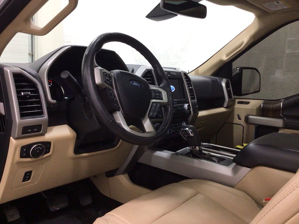 Used 2017 Ford F150 Lariat w/ Equipment Group 502A Luxury image 12