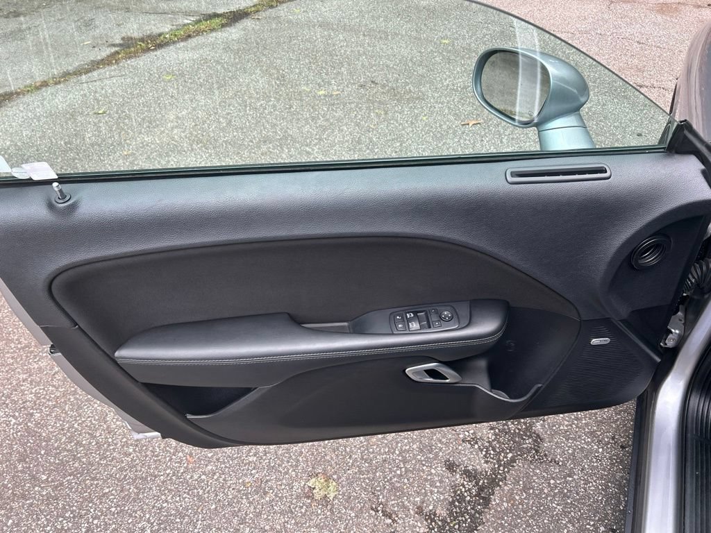 Used 2016 Dodge Challenger R/T RWD image 13