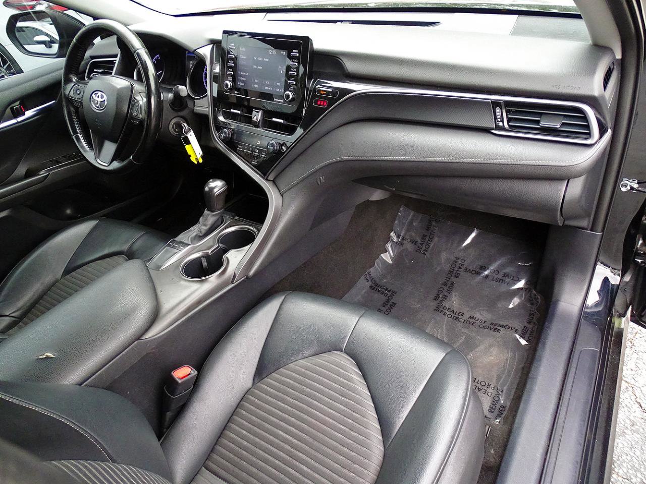 Used 2022 Toyota Camry SE w/ Convenience Package FWD image 40