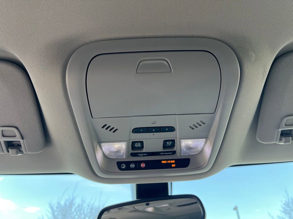 Used 2019 Buick Enclave Essence w/ Experience Buick Package AWD/4WD image 44