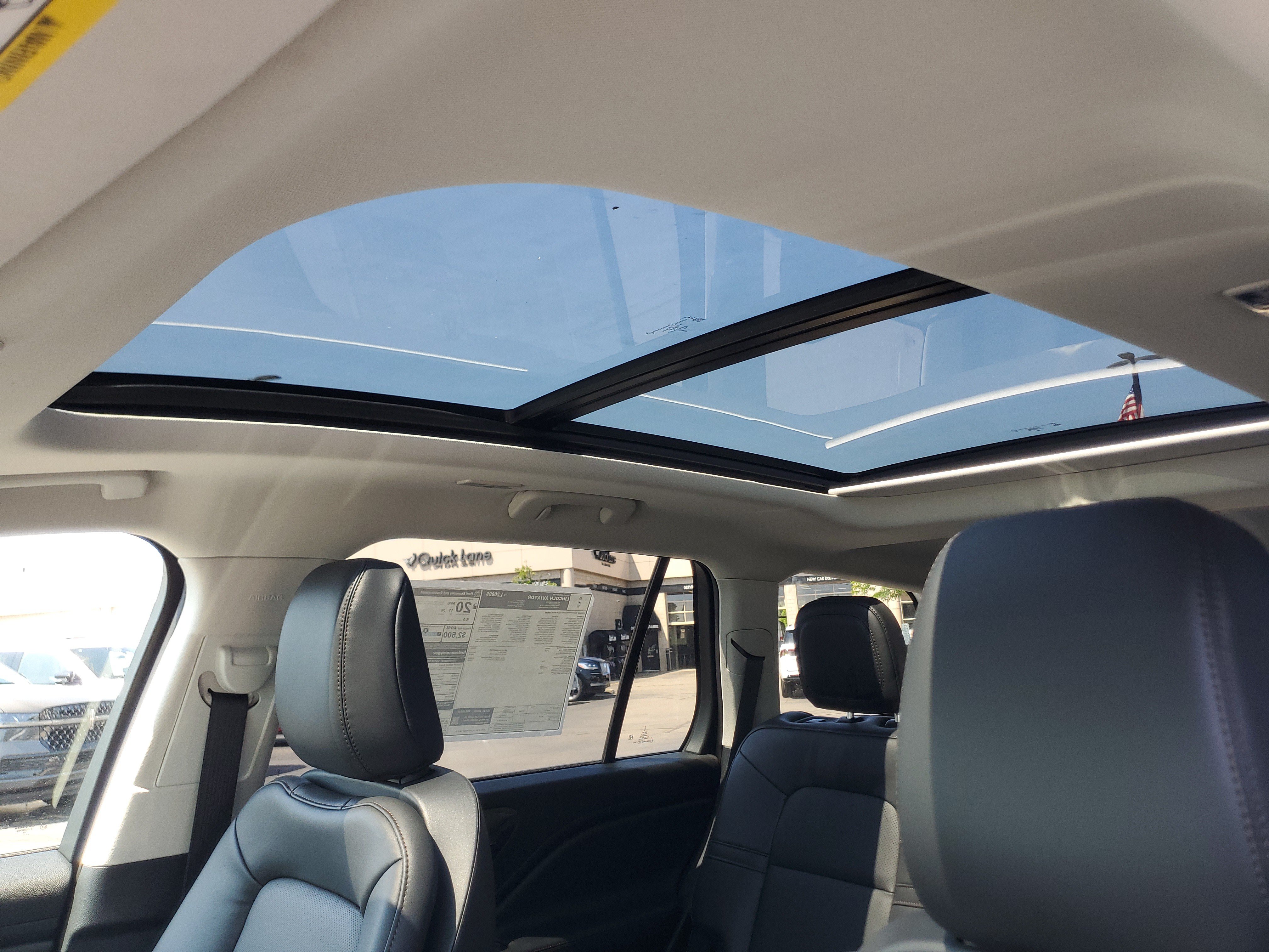 New 2026 Lincoln Aviator AWD image 10