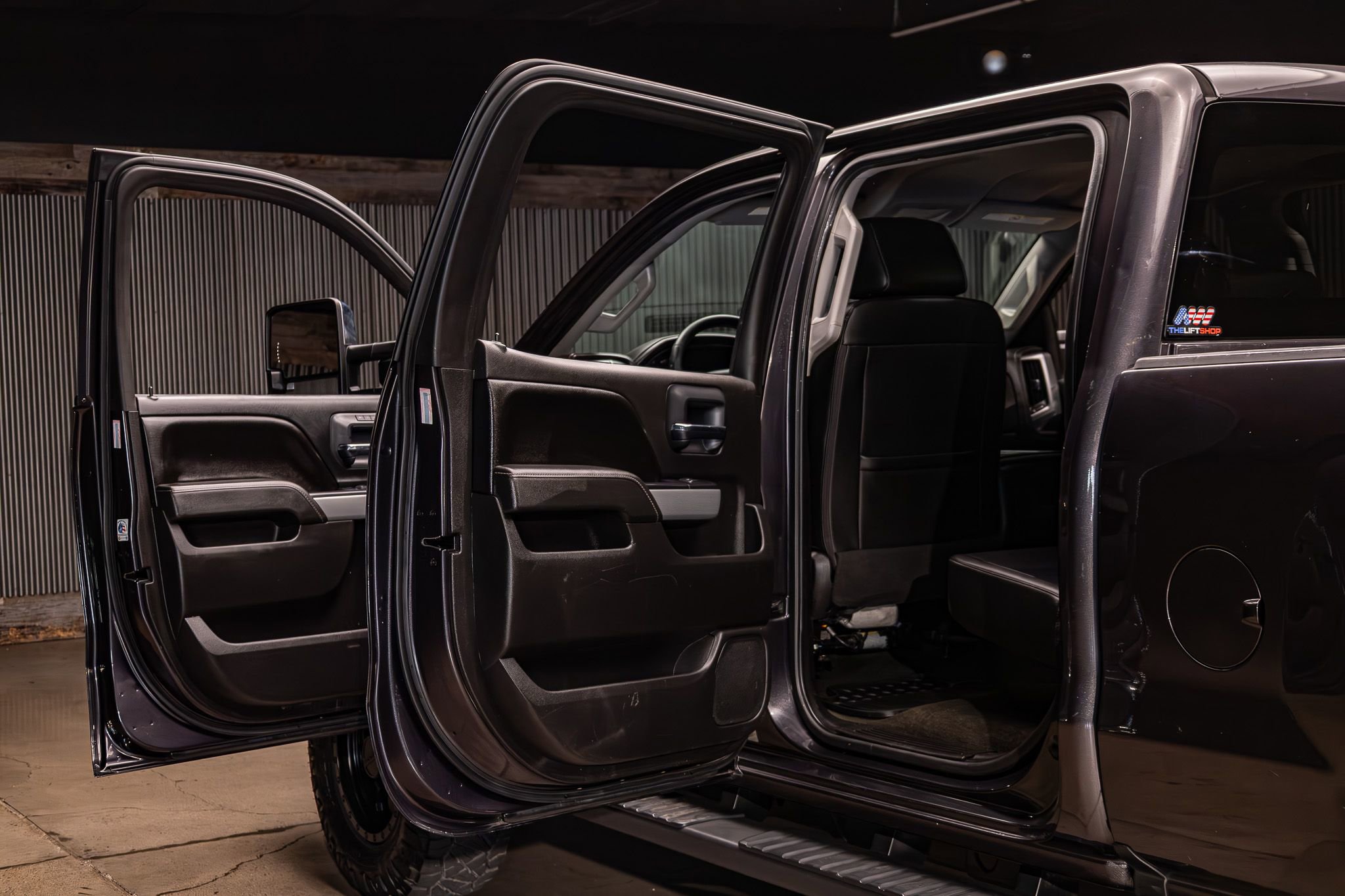 Used 2016 Chevrolet Silverado 2500 LTZ w/ Duramax Plus Package image 28