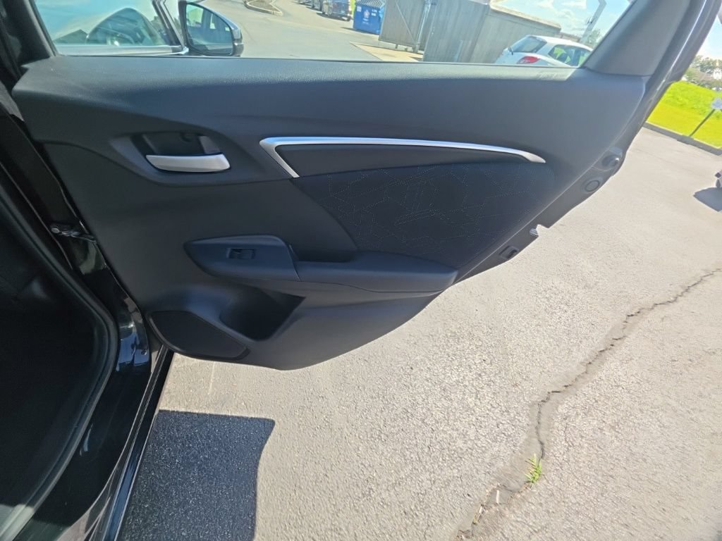 Used 2015 Honda Fit EX image 29