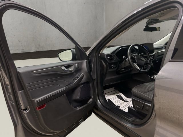 Used 2023 Ford Escape Active w/ Tech Pack #2 image 10