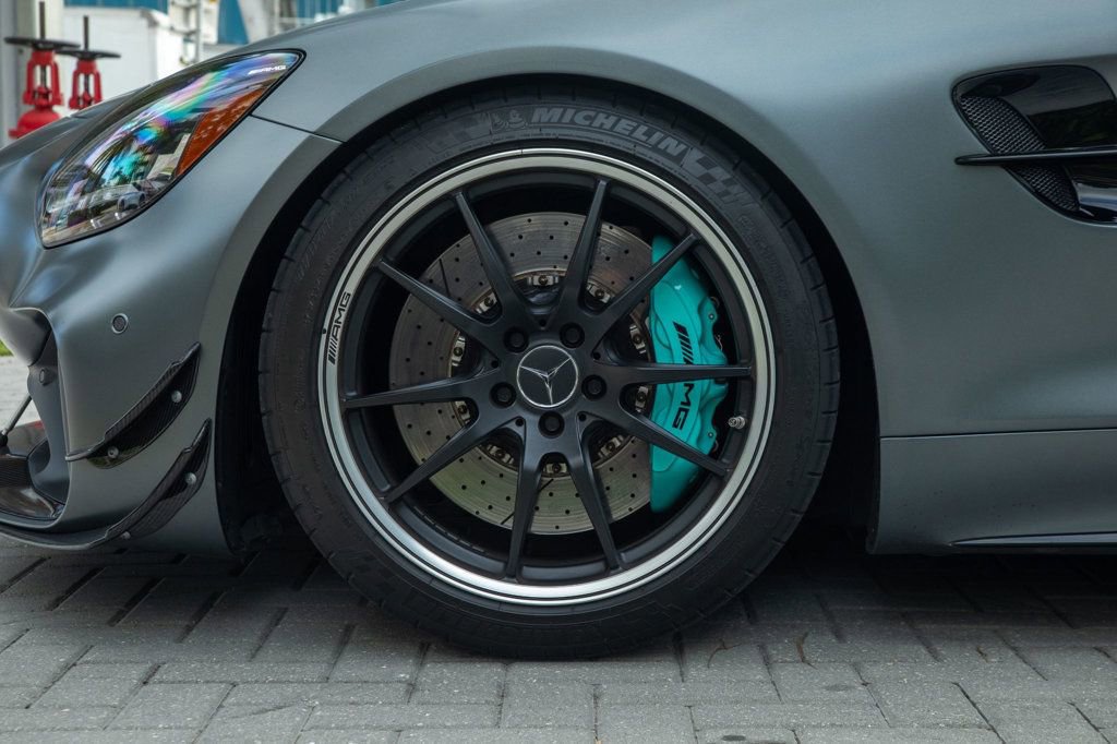 Used 2020 Mercedes-Benz AMG GT R image 34