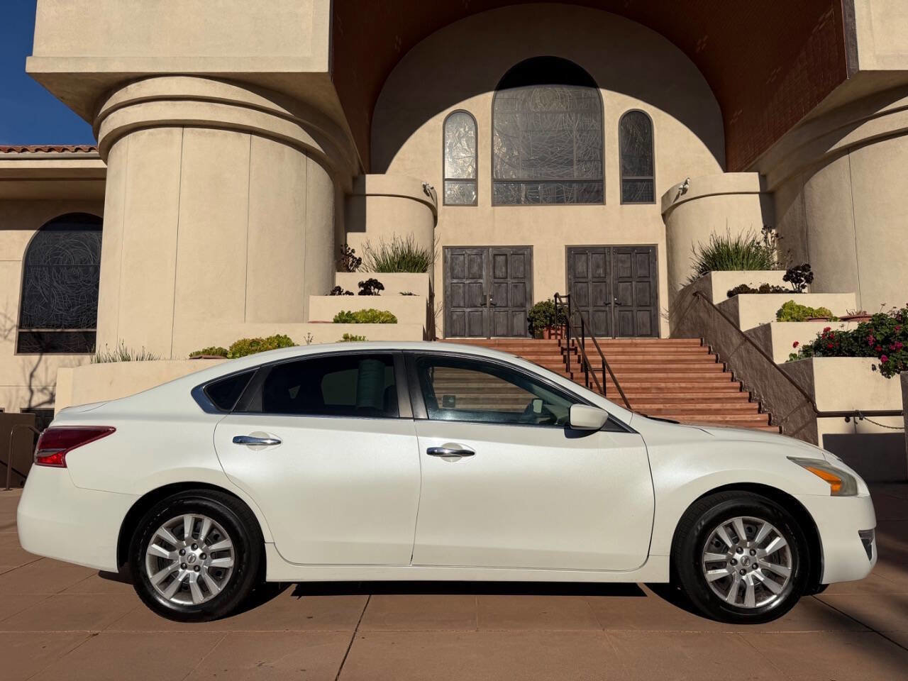Used 2013 Nissan Altima 2.5 S FWD image 8