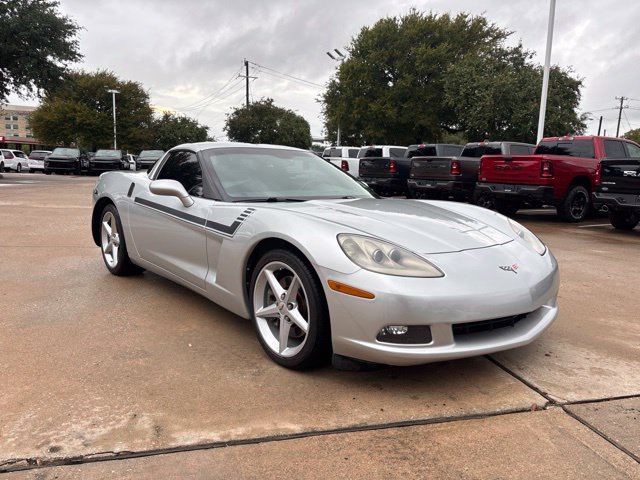 Used 2011 Chevrolet Corvette Coupe w/ 1LT RWD image 1