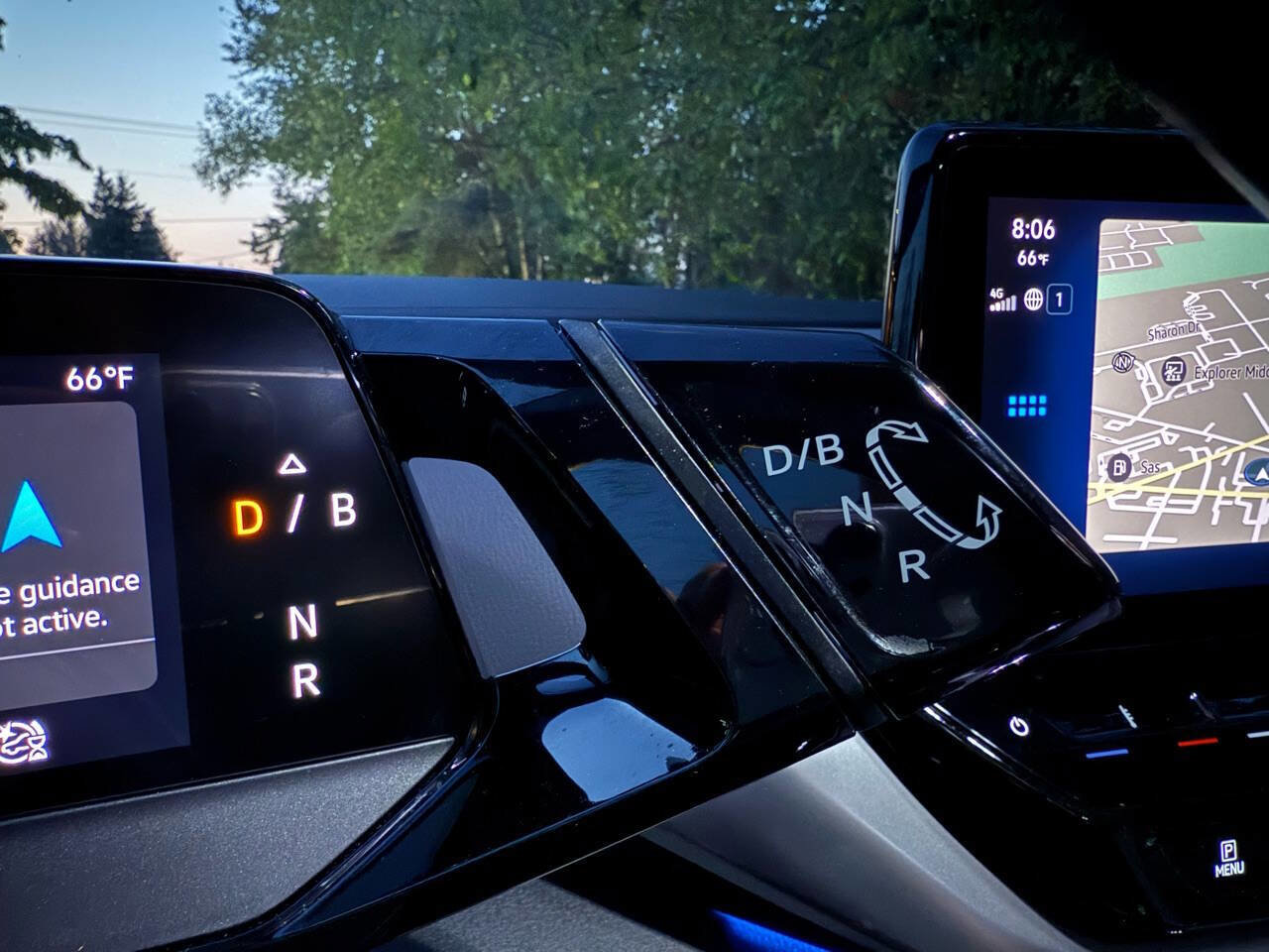 Used 2021 Volkswagen ID.4 Pro w/ ID.4 Protection Package image 11