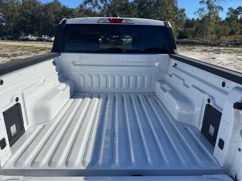 New 2025 Ford Maverick XL w/ Equipment Group 102A image 23