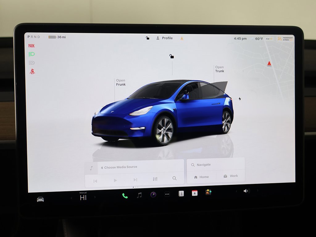 Used 2023 Tesla Model Y Long Range image 32