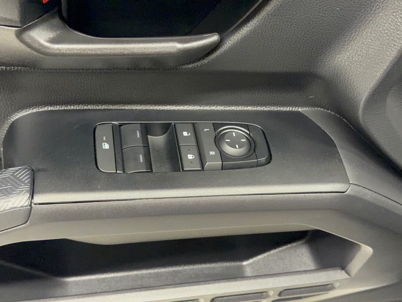 New 2026 Toyota Tacoma SR5 RWD image 15