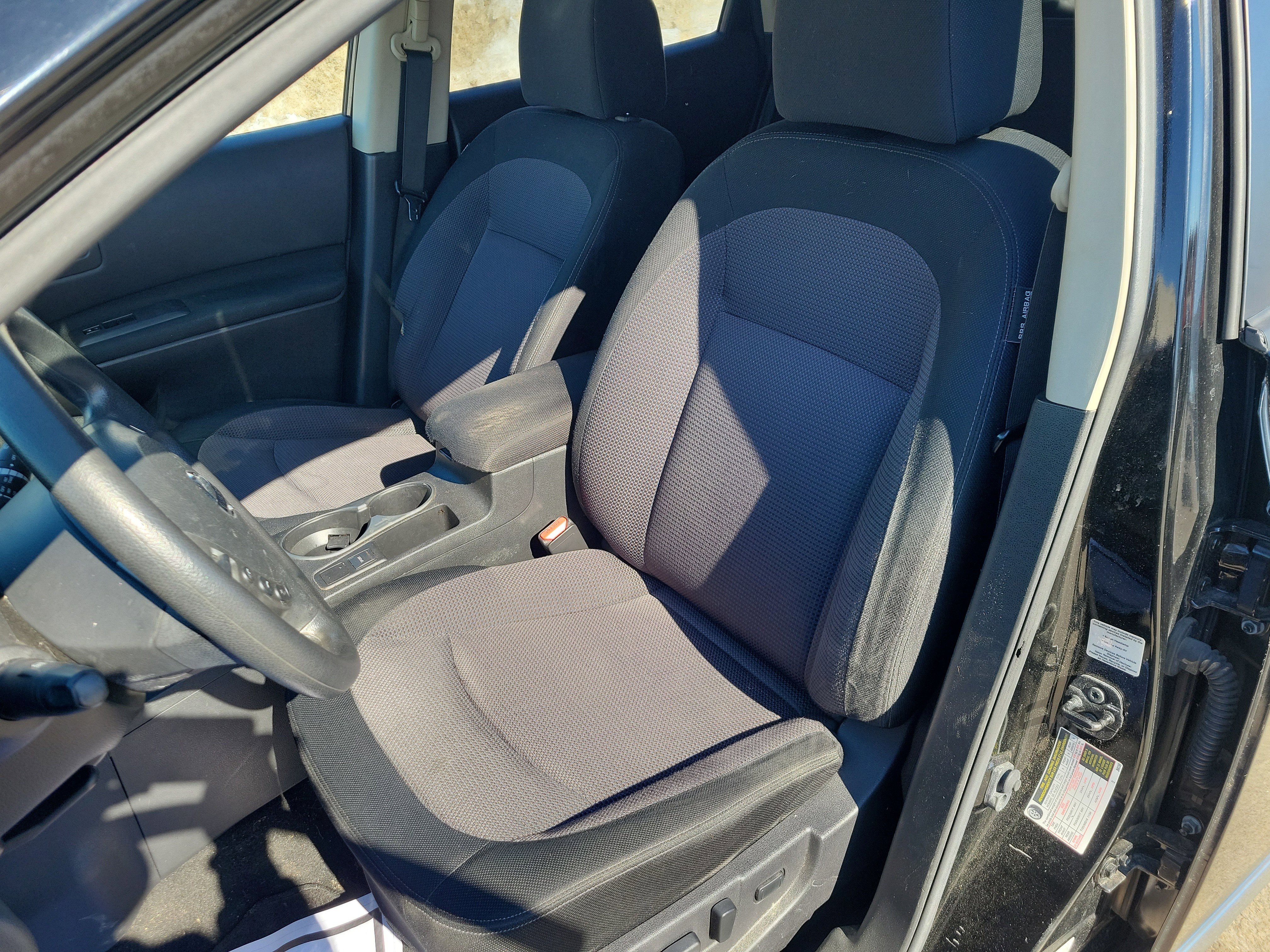 Used 2013 Nissan Rogue SV image 14