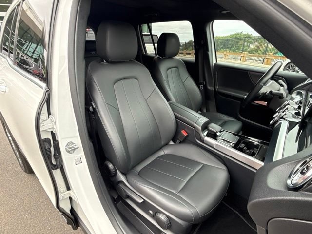 Used 2022 Mercedes-Benz GLB 250 4MATIC image 46