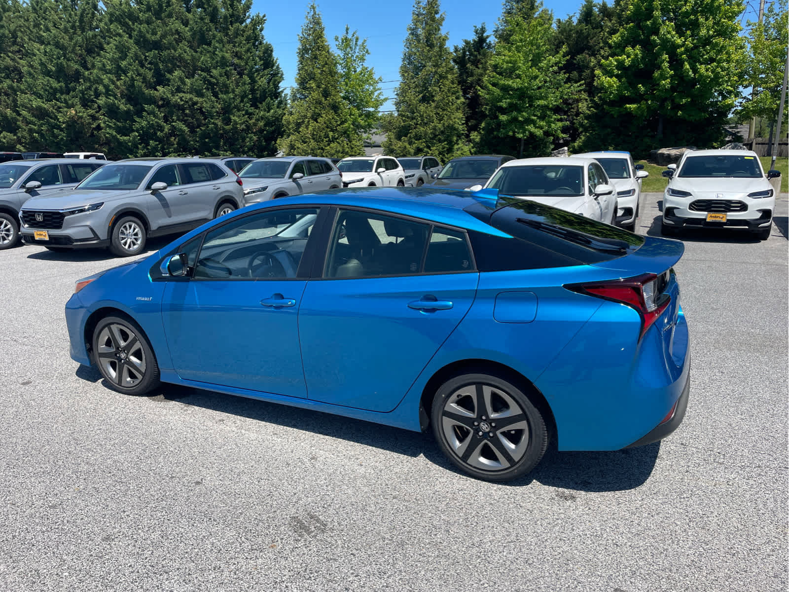 Used 2020 Toyota Prius Limited FWD image 3