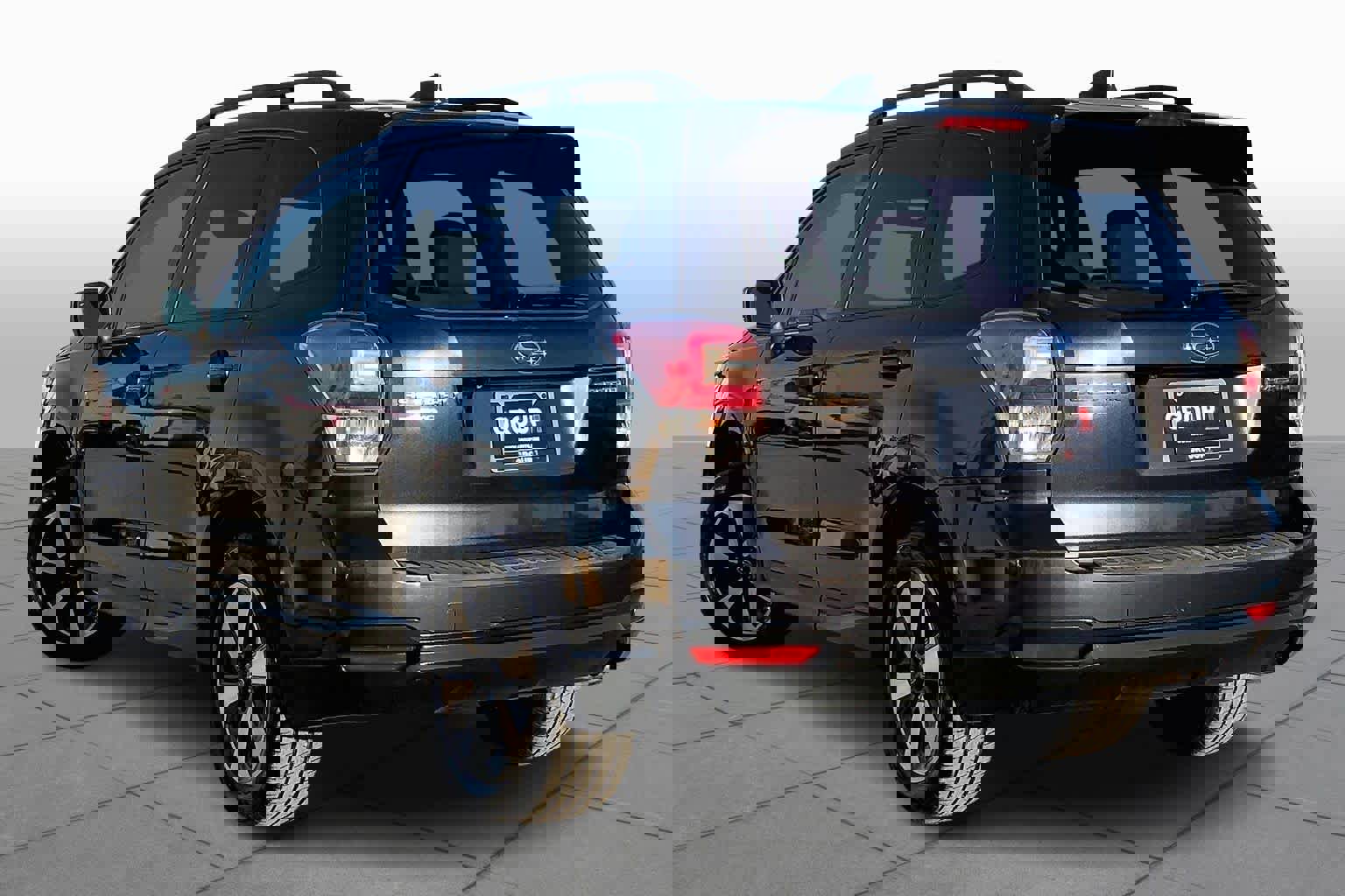 Used 2018 Subaru Forester 2.5i Premium image 11