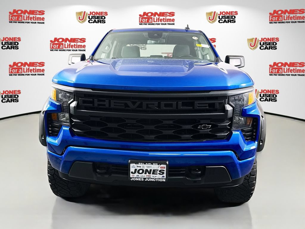 Used 2022 Chevrolet Silverado 1500 Custom w/ LPO, Dark Essentials Package AWD/4WD image 10