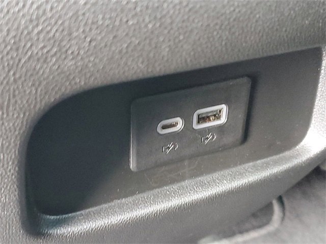 Certified 2023 Cadillac XT5 Sportv w/ LPO, Floor Liner Package image 11