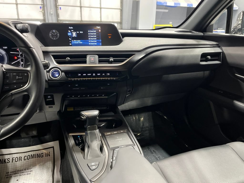 Used 2022 Lexus UX 250h w/ Premium Package AWD/4WD image 27