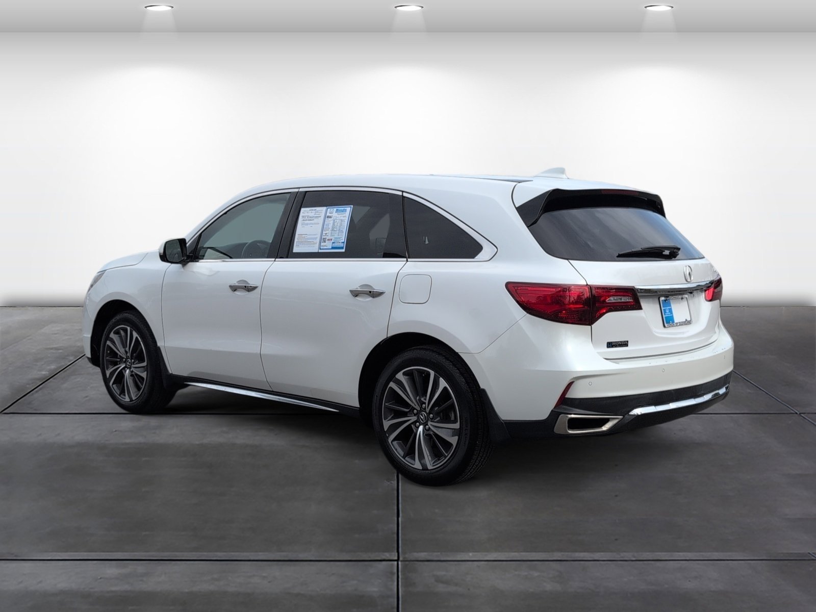 Used 2020 Acura MDX FWD w/ Technology Package image 3