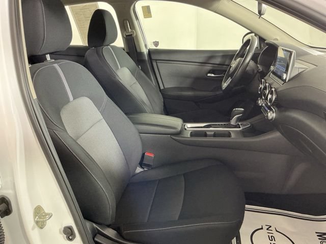 Used 2024 Nissan Sentra SV w/ All-Weather Package FWD image 5