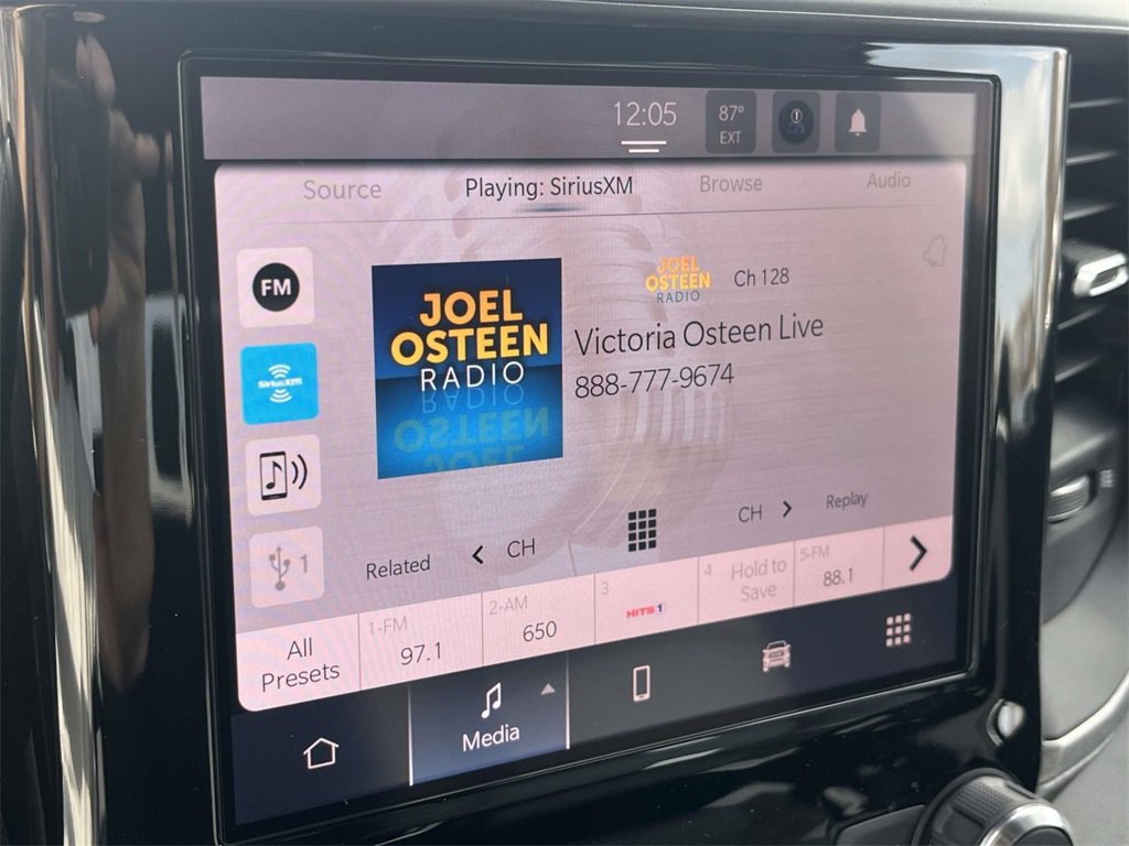 New 2025 RAM 2500 Tradesman w/ Chrome Appearance Group image 28