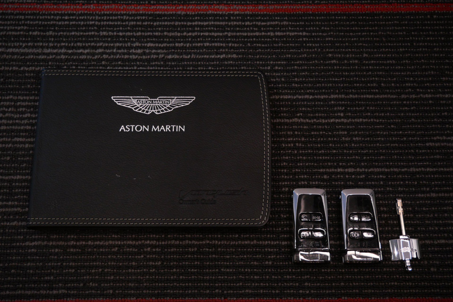 Used 2014 Aston Martin Vanquish Coupe image 19