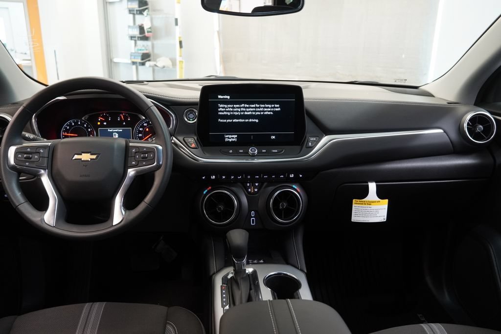 New 2026 Chevrolet Blazer LT w/ Convenience Package FWD image 8