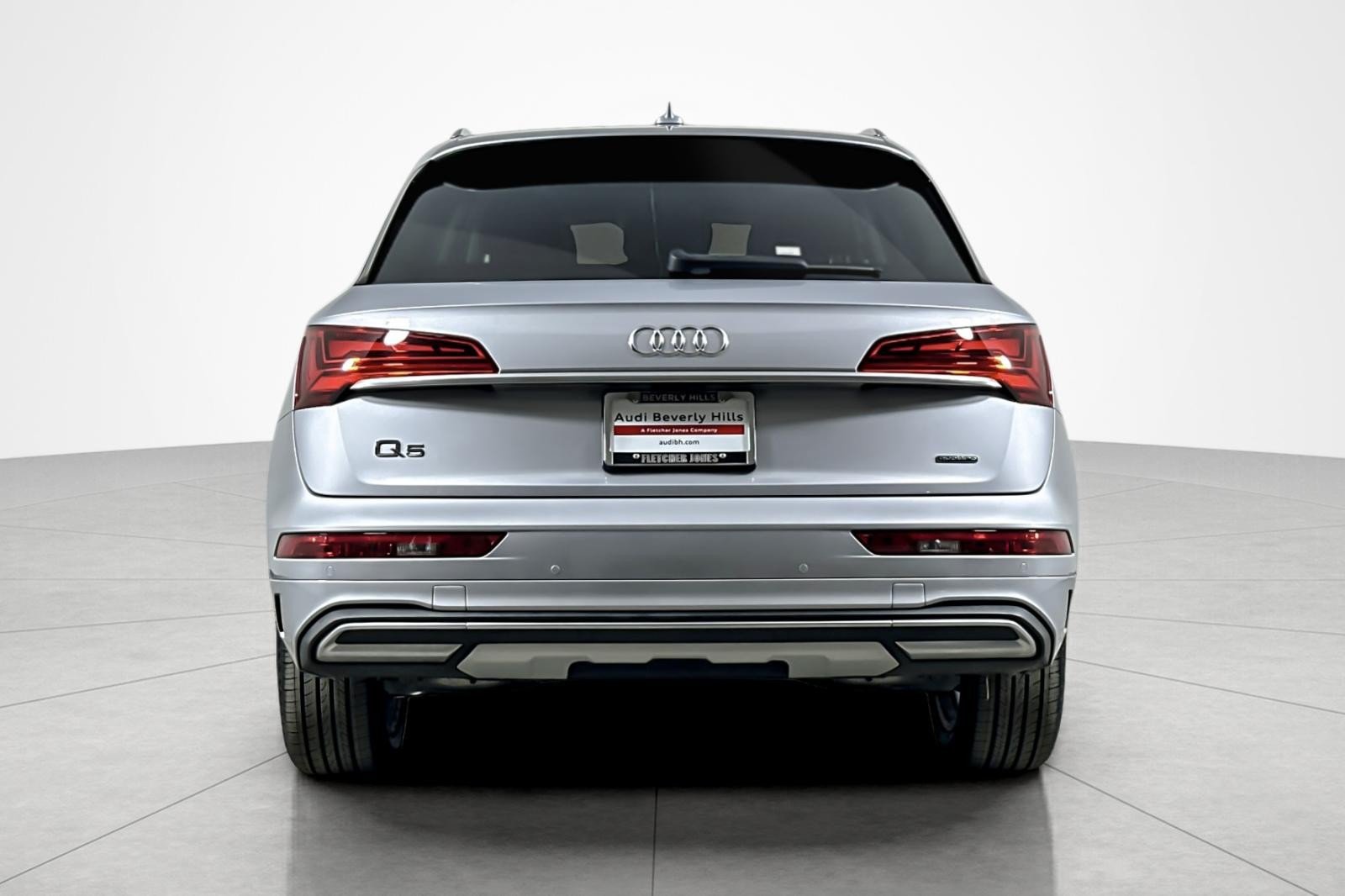 Used 2023 Audi Q5 2.0T Premium Plus w/ Premium Plus Package AWD/4WD image 4